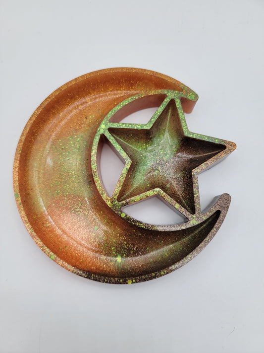 Resin Moon and Star for Jewelry and Trinkets